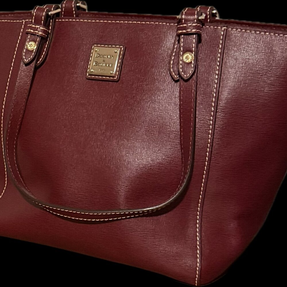 Dooney & Bourke - Picture 2 of 6